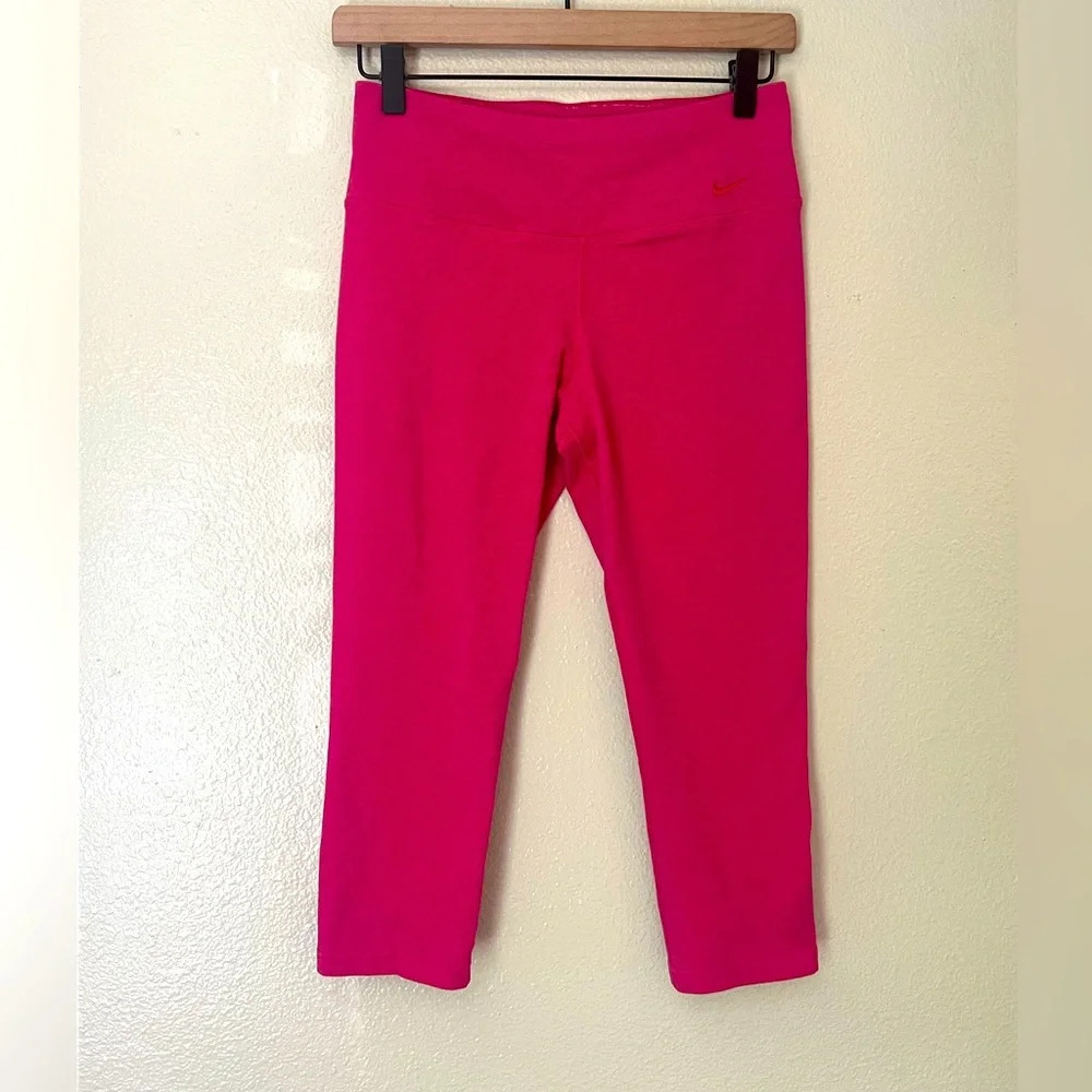 NIKE Cropped Leggings 2 for $22 ❇️